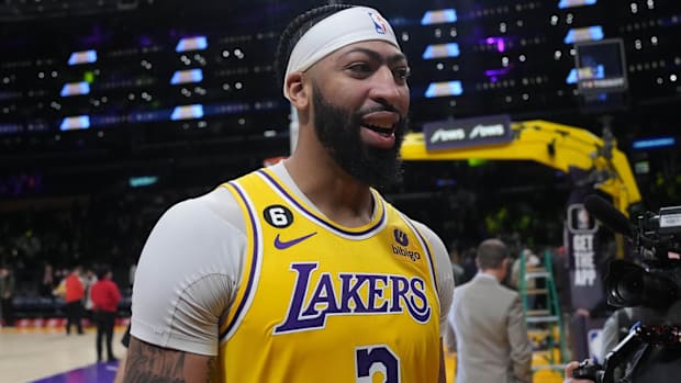 Anthony Davis of the Los Angeles Lakers
